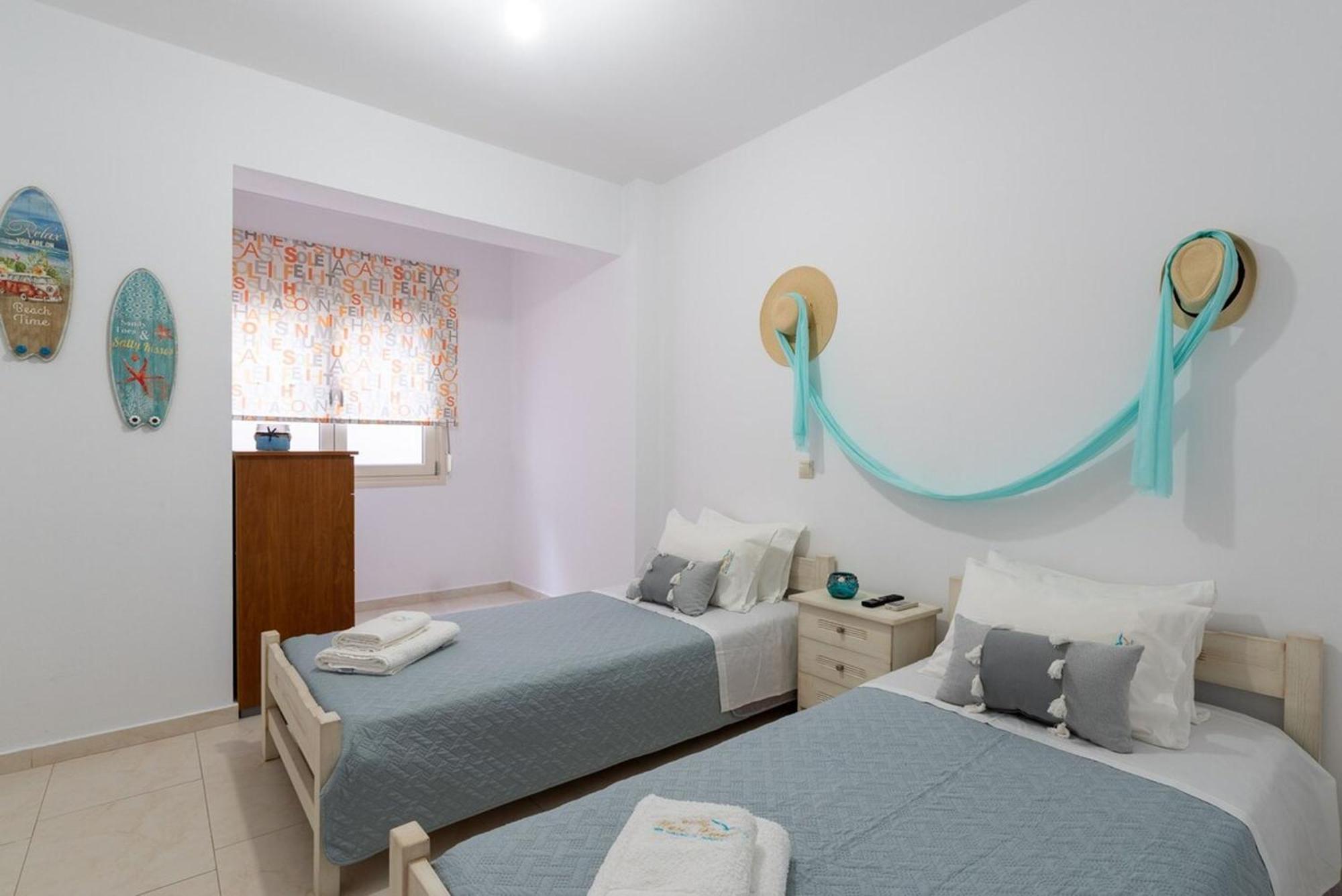 Marie Nicol 2 Bedroom Apartment 阿齐亚·佩拉加 外观 照片